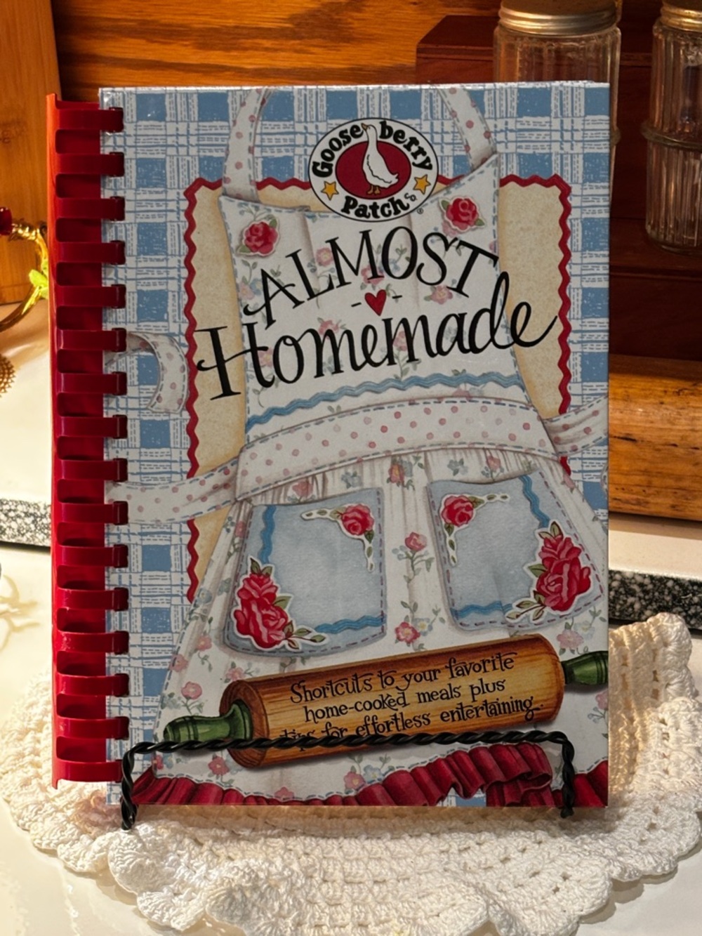 Almost Homemade Cookbook by Gooseberry Patch (2005)